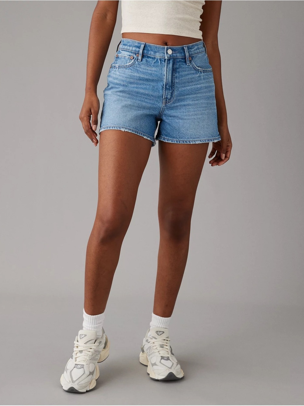 American Eagle Strigid relaxed short NWT